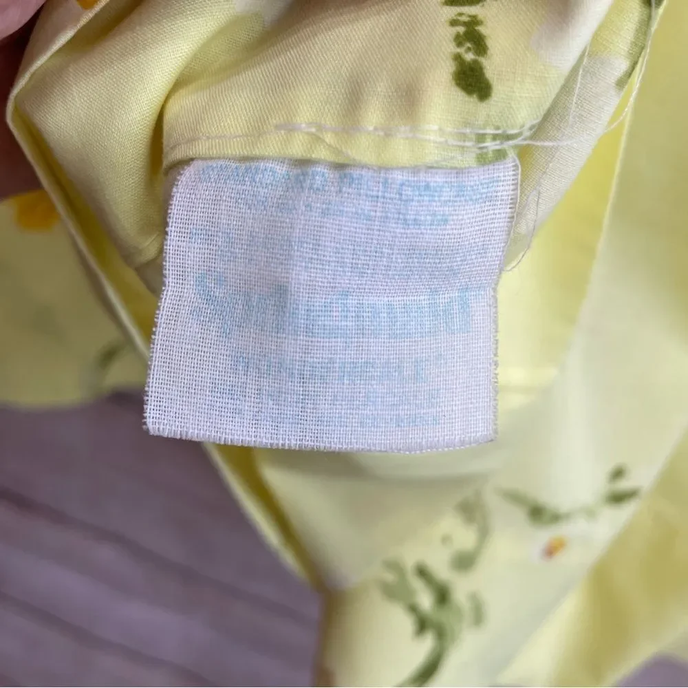 VINTAGE SPRINGMAID YELLOW‎ FLORAL STANDARD SIZE PILLOWCASES